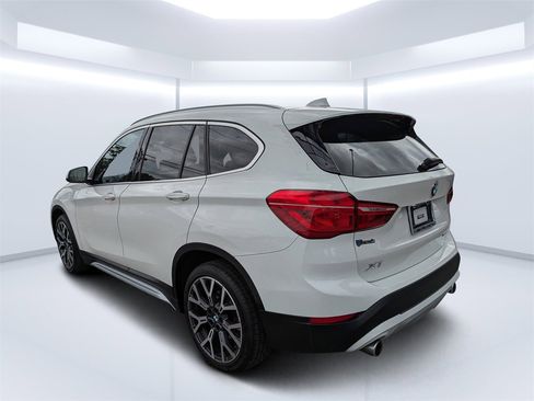 Used 2021 BMW X1 xDrive28i image 6