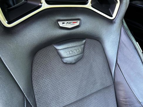 Used 2017 Cadillac CTS V w/ Luxury Package image 38