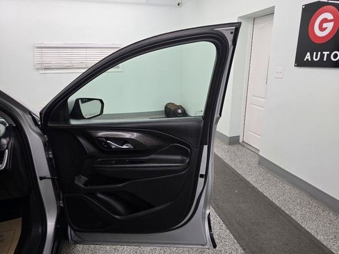 Used 2019 GMC Terrain SLT FWD image 27