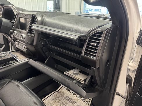 Used 2021 Ford Expedition Max Limited AWD/4WD image 23