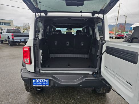 New 2026 Ford Bronco Heritage Edition AWD/4WD image 5