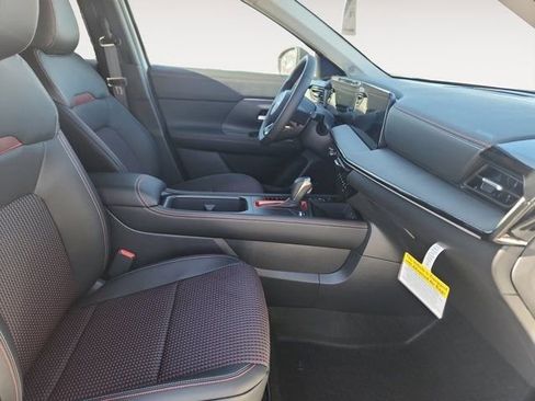 New 2025 Nissan Kicks SR w/ Interior Electronics Package image 15