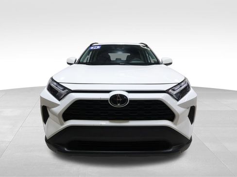 Used 2025 Toyota RAV4 XLE image 7
