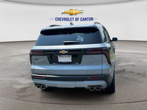New 2026 Chevrolet Traverse LT w/ LPO, Floor Liner Package FWD image 6