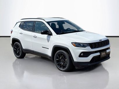 Used 2025 Jeep Compass Latitude w/ Convenience Group