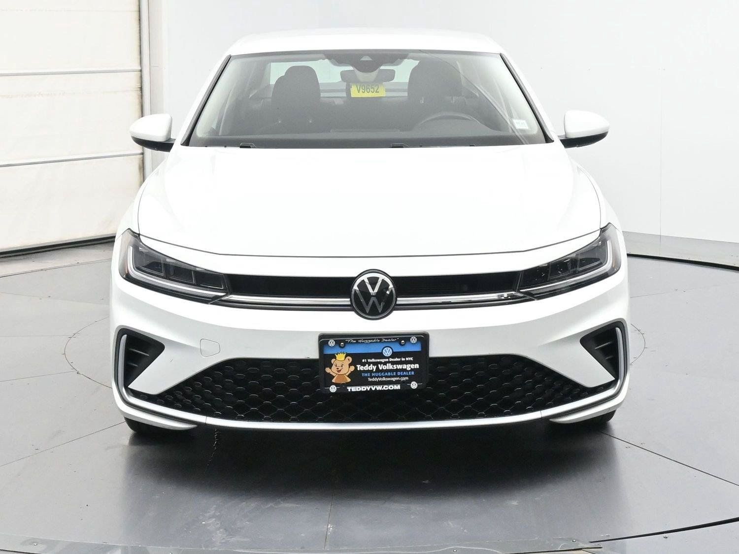 Used 2025 Volkswagen Jetta S FWD image 25