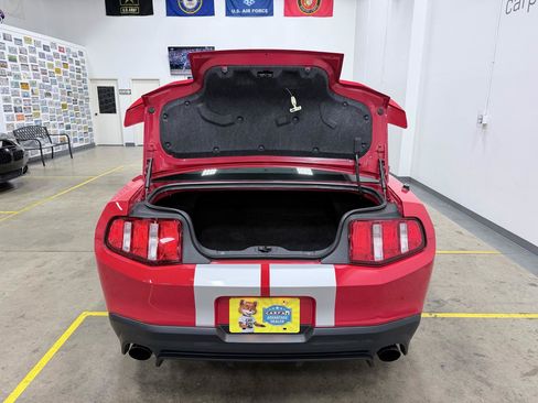 Used 2010 Ford Mustang Shelby GT500 RWD image 23
