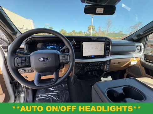 New 2026 Ford F250 XLT w/ XLT Premium Package AWD/4WD image 7