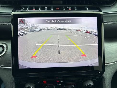 Used 2022 Jeep Grand Cherokee L Limited image 30