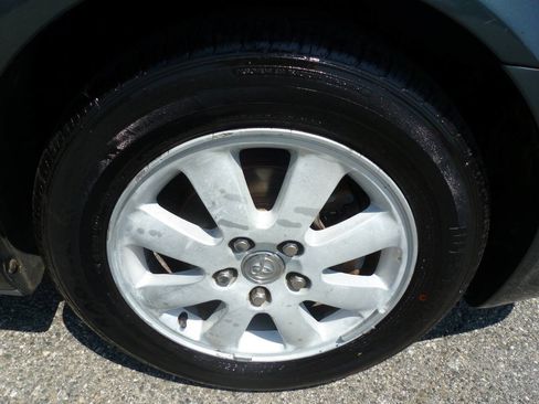 Used 2003 Toyota Camry XLE w/ XLE Premium Plus Pkg FWD image 29