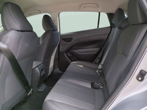 Used 2025 Subaru Crosstrek 2.0i image 14