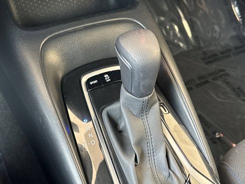 Certified 2022 Toyota Corolla SE w/ SE Premium Package FWD image 27