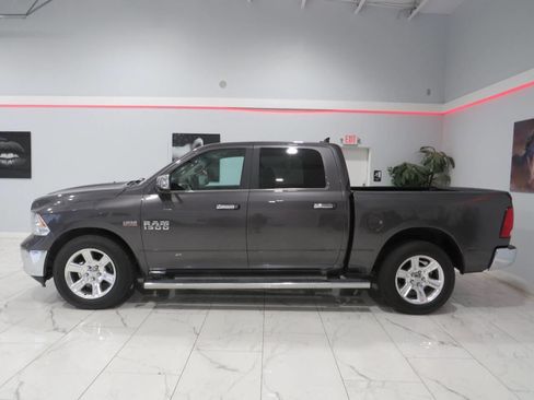 Used 2017 RAM 1500 Lone Star RWD image 4