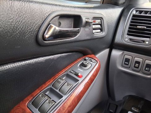 Used 2005 Acura MDX Touring AWD/4WD image 17