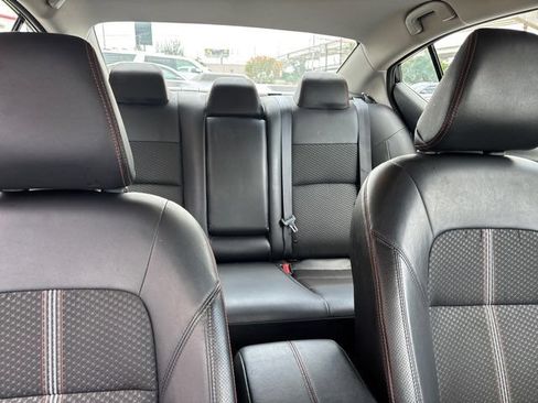 Used 2024 Nissan Altima 2.5 SR FWD image 50