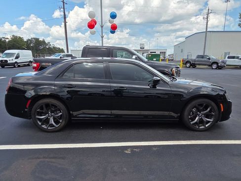 Used 2023 Chrysler 300 Touring w/ Sport Appearance Package RWD image 6