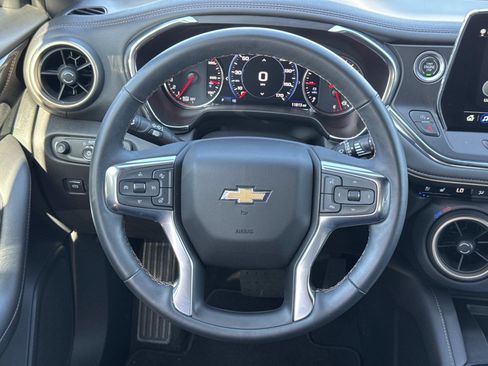 Used 2023 Chevrolet Blazer Premier w/ Driver Confidence II Package FWD image 10