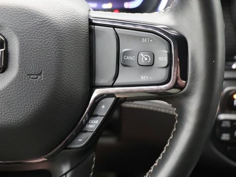 Used 2023 RAM 1500 Limited w/ Body Color Bumper Group AWD/4WD image 25