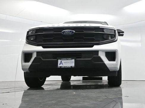 Used 2025 Ford Expedition Active image 53