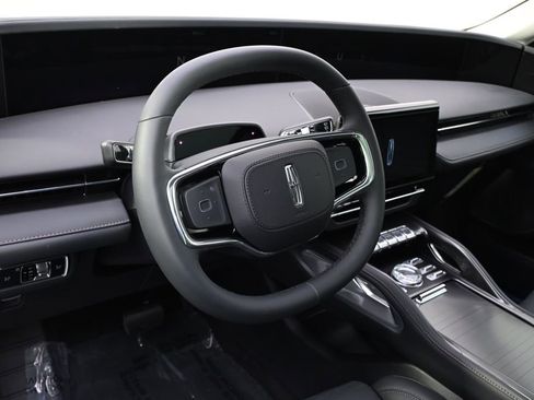 New 2026 Lincoln Nautilus Reserve image 11