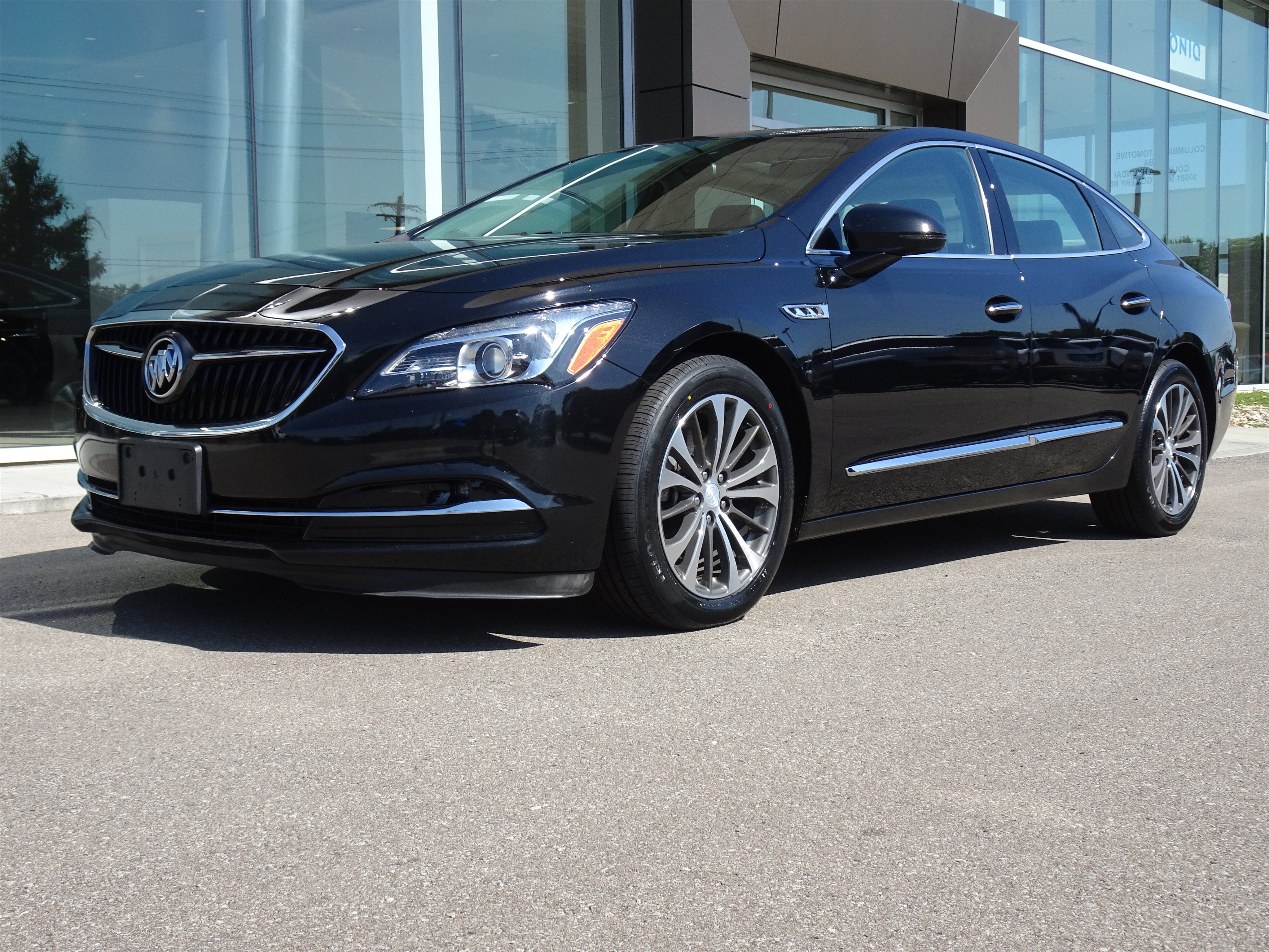 Used 2017 Buick LaCrosse Essence w/ Sun and Shade Package FWD image 1