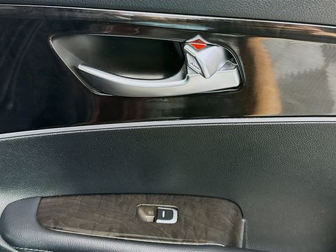 Used 2017 Kia Sorento LX w/ LX Convenience Package image 29