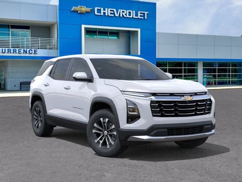 New 2027 Chevrolet Equinox LT w/ Convenience Package II FWD image 7