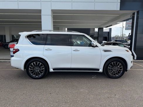 Used 2023 Nissan Armada Platinum w/ Captain's Chairs Package image 7