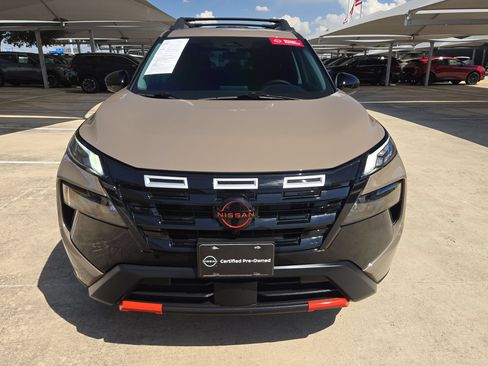 Certified 2025 Nissan Rogue SV AWD/4WD image 8