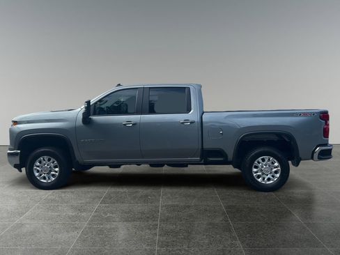 Used 2024 Chevrolet Silverado 2500 LT w/ Convenience Package AWD/4WD image 5