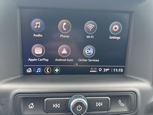 Used 2024 GMC Terrain SLE image 25