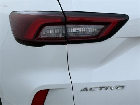 Used 2023 Ford Escape Active image 6