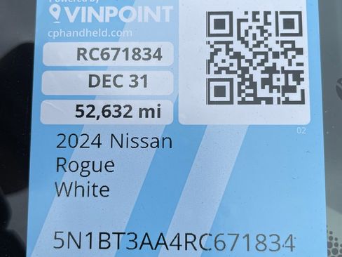 Used 2024 Nissan Rogue S image 27