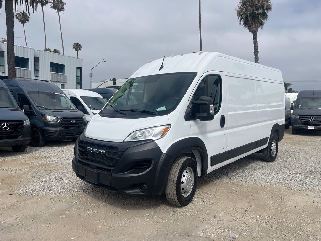 Used 2023 RAM ProMaster 2500 FWD image 1
