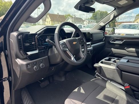 New 2026 Chevrolet Silverado 1500 LT image 12