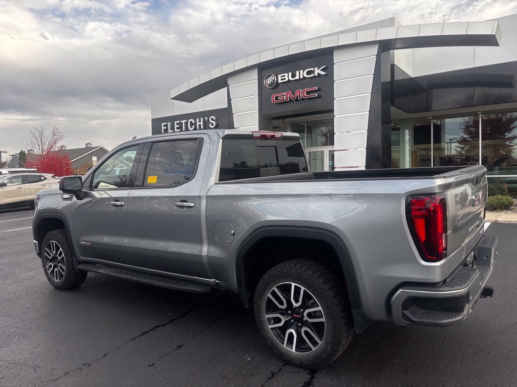 Used 2024 GMC Sierra 1500 AT4 w/ Technology Package AWD/4WD image 8