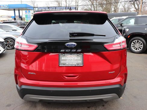 Used 2024 Ford Edge SEL image 4