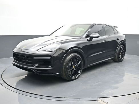 Certified 2022 Porsche Cayenne Turbo GT AWD/4WD image 1