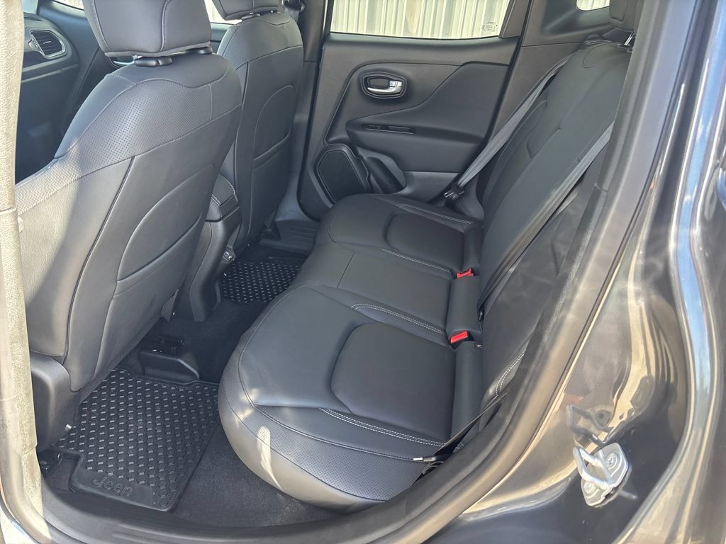 Used 2023 Jeep Renegade Limited AWD/4WD image 28