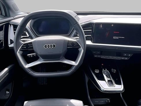 Used 2024 Audi Q4 e-tron Premium Plus AWD/4WD image 5