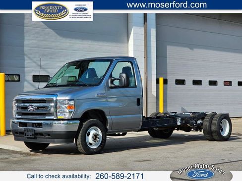 Used 2027 Ford E-350 and Econoline 350 Super Duty w/ Driver's Safety Package RWD image 1