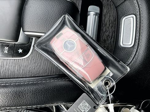 Used 2020 Mercedes-Benz GLS 580 4MATIC image 14