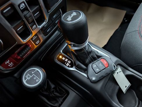 New 2026 Jeep Wrangler Unlimited Rubicon image 27