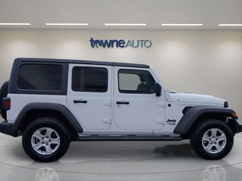 Used 2021 Jeep Wrangler Unlimited Sport AWD/4WD image 6
