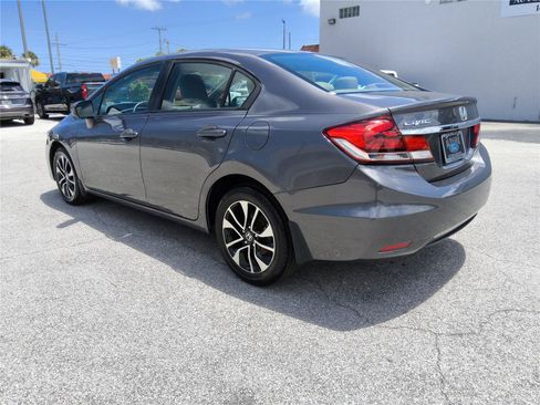 Used 2014 Honda Civic EX image 3