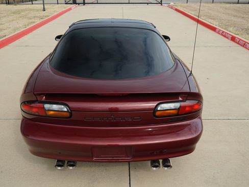 Used 2000 Chevrolet Camaro Z28 w/ Preferred Equipment Group 2 image 11