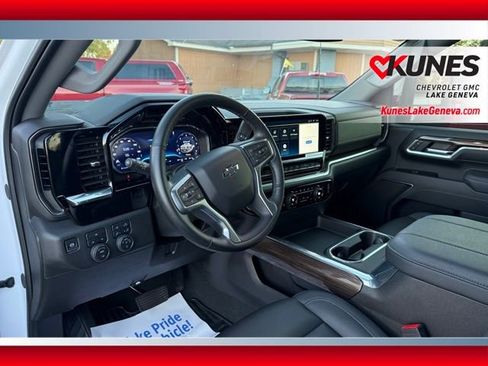 Used 2025 Chevrolet Silverado 2500 LT w/ Trail Boss Package image 33