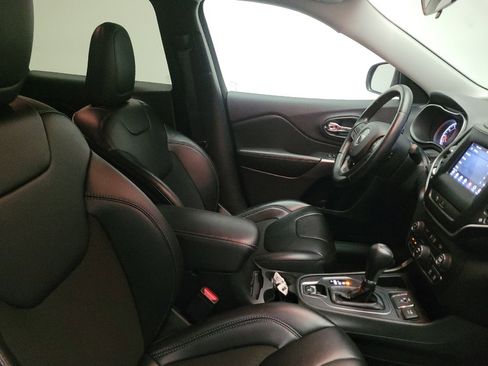 Used 2019 Jeep Cherokee Latitude Plus image 21