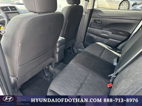 Used 2023 Mitsubishi Outlander Sport AWD image 12