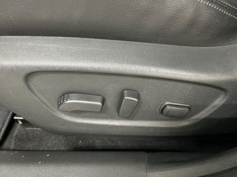Used 2017 Nissan Rogue SL w/ SL Premium Package AWD/4WD image 10